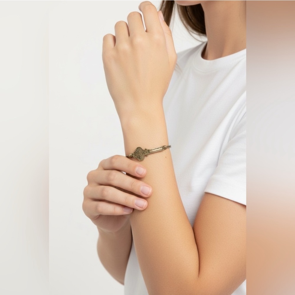 Silver Key Love Bracelet